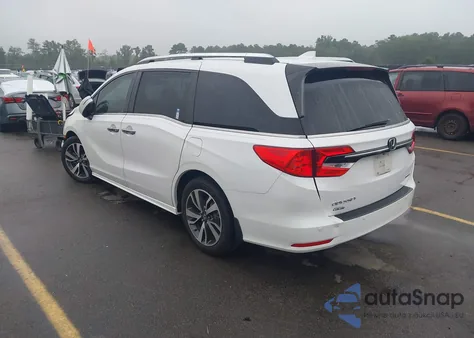 2022 Honda Odyssey Touring z USA, uszkodzony, nr VIN 5FNRL6H8XNB043345